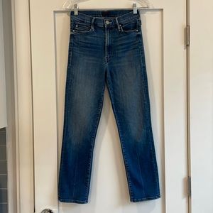 Mother high waisted rascal crop. Size 27.